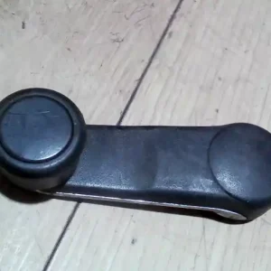 Kihagyhatatlan ajánlat AUDI 80 Ablak tekerő kar bontott alkatrész