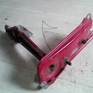 AUDI 80 86-91 Bal fényszóró tartó bontott alkatrész Alacsony ár