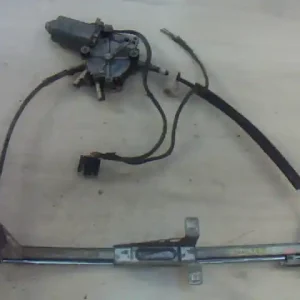 Árengedmény AUDI 80 86-91 Jobb első ablakemelő szerkezet elektromos bontott alkatrész