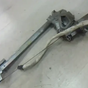 Vásárlói kedvenc AUDI 80 86-91 Jobb hátsó ablakemelő szerkezet elektromos bontott alkatrész