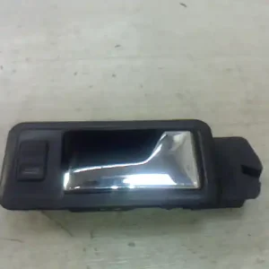 Akció AUDI 80 86-91 Jobb hátsó belső kilincs 5 ajtós bontott alkatrész