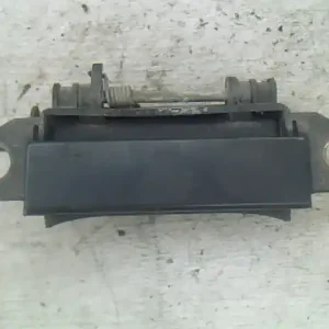 Vedd meg online AUDI 80 86-91 Jobb hátsó külső kilincs bontott alkatrész