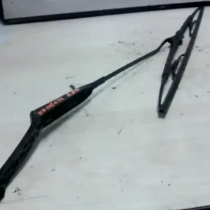 AUDI 80 91-94 Ablaktörlő kar bal első bontott alkatrész Csak ma