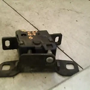 Kedvezmény AUDI 80 91-94 Csomagtér ajtó zárszerkezet bontott alkatrész