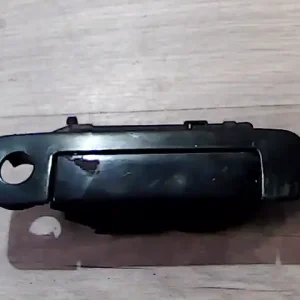 Gyors szállítás AUDI 80 91-94 Jobb első külső kilincskulcs nélkül bontott alkatrész