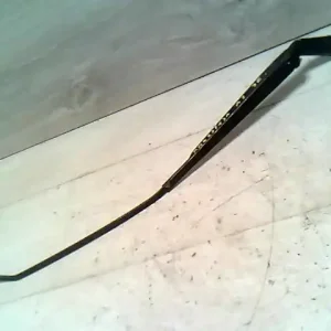 AUDI A3 2000.07.01-2003.04.30 Ablaktörlő kar jobb első 3 ajtós bontott alkatrész Végkiárusítás