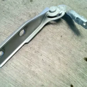 AUDI A3 2003.05 - 2005.09 Motorháztető jobb zsanér bontott alkatrész Biztonságos vásárlás