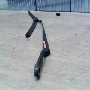 AUDI A3 96-00 Ablaktörlő kar bal első bontott alkatrész Vedd meg online