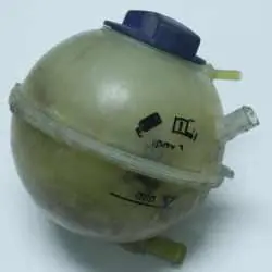 AUDI A3 96-00 Kiegyenlítő tartály bontott alkatrész Prémium