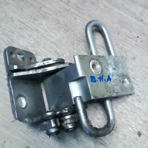 Korlátozott ajánlat AUDI A4 01-04 Bal hátsó alsó ajtózsanér bontott alkatrész