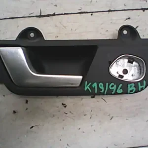 AUDI A4 01-04 Bal hátsó belső kilincs bontott alkatrész Ne maradj le