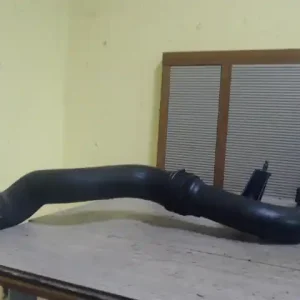 Olcsóbb AUDI A4 01-04 Intercooler cső 1.9 d bontott alkatrész