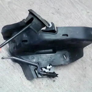 AUDI A4 01-04 Jobb hátsó ajtó zárszerkezet központi záras bontott alkatrész Prémium