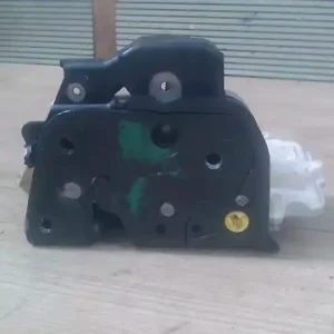 Legnépszerűbb AUDI A4 05-08 Bal hátsó ajtó zárszerkezet központi záras 4 ajtós bontott alkatrész