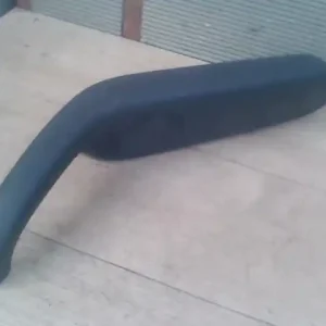 AUDI A4 05-08 Bal hátsó ajtókárpit könyöklő bontott alkatrész Árcsökkenés