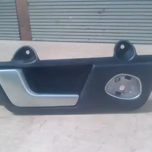 Különleges ajánlat AUDI A4 05-08 Bal hátsó belső kilincs 4 ajtós bontott alkatrész