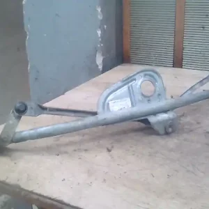 AUDI A4 94-98 Ablaktörlő mechanika első bontott alkatrész Ajánlat