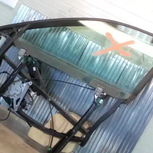 AUDI A4 94-98 Bal első ablakemelő szerkezet elektromos 4 ajtós bontott alkatrész Nézd meg most