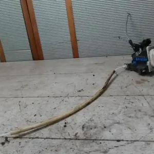 Nézd meg most AUDI A4 94-98 Bal első ajtó zárszerkezet központi záras bontott alkatrész