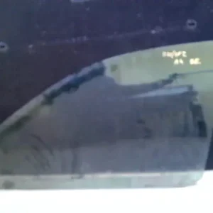 Rendeld meg most AUDI A4 94-98 Bal első ajtóüveg zöld bontott alkatrész