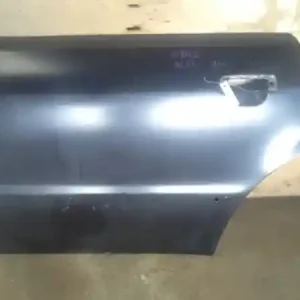 AUDI A4 94-98 Bal hátsó ajtó. 4 ajtós bontott alkatrész Exkluzív ajánlat