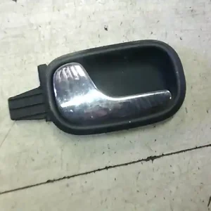 Vásárlói kedvenc AUDI A4 94-98 Bal hátsó belső kilincs bontott alkatrész