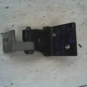 AUDI A4 94-98 Bal hátsó felső ajtózsanér bontott alkatrész Akciós ár