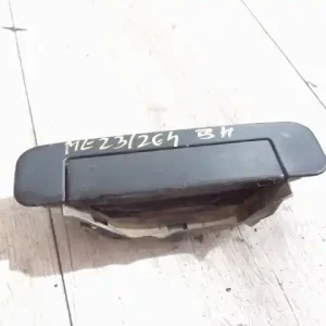 AUDI A4 94-98 Bal hátsó külső kilincs bontott alkatrész Végkiárusítás