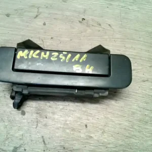 Expressz kézbesítés AUDI A4 94-98 Bal hátsó külső kilincs bontott alkatrész