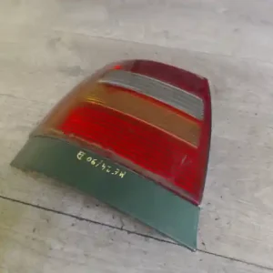 Árcsökkenés AUDI A4 94-98 Bal hátsó lámpa 4 ajtós bontott alkatrész