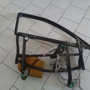 Olcsóbb AUDI A4 94-98 Jobb első ablakemelő szerkezet elektromos 4 ajtós bontott alkatrész