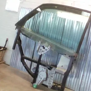 Vedd meg online AUDI A4 94-98 Jobb hátsó ablakemelő szerkezet elektromos 4 ajtós bontott alkatrész