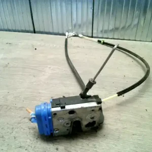 Expressz kézbesítés AUDI A4 94-98 Jobb hátsó ajtó zárszerkezet központi záras sedan bontott alkatrész