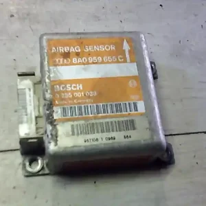 Legkelendőbb AUDI A4 94-98 Légzsák indító elektronika bontott alkatrész