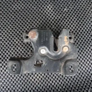 Ajánlat AUDI A4 94-98 Motorháztető zár bontott alkatrész