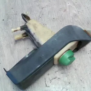 Népszerű AUDI A4 94-98 Szervóolaj tartály 1.6 benzin bontott alkatrész