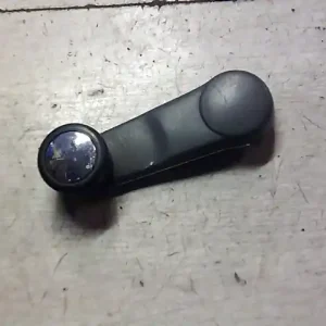 Árengedmény AUDI A4 98-01 Ablak tekerő kar bontott alkatrész