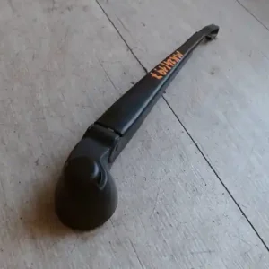 Legnépszerűbb AUDI A4 98-01 Ablaktörlő kar hátsó kombi bontott alkatrész