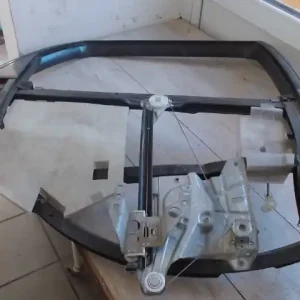 Ingyenes szállítás AUDI A4 98-01 Jobb hátsó ablakemelő szerkezet mechanikus kombi bontott alkatrész