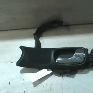 Szuper akció AUDI A4 98-01 Jobb első belső kilincs hangszóróval bontott alkatrész