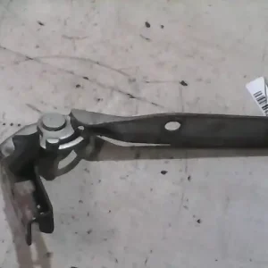 Legjobb ár AUDI A4 98-01 Motorháztető bal zsanér bontott alkatrész