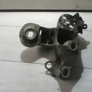 Végkiárusítás AUDI A4 98-01 Tartóbak bontott alkatrész