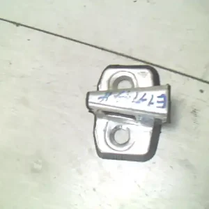 Árengedmény AUDI A4 98-01 Zárütköző bontott alkatrész