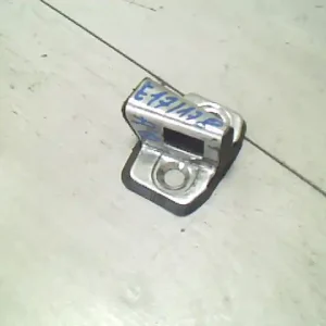 Vedd meg online AUDI A4 98-01 Zárütköző bontott alkatrész