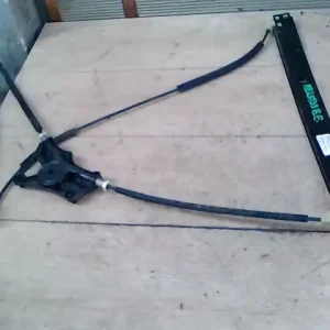 Legnépszerűbb AUDI A6 2014.10.01-18.05.31 Bal első ablakemelő szerkezet kombi bontott alkatrész