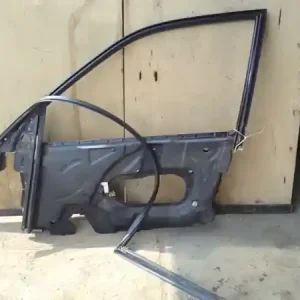 Különleges ajánlat AUDI A6 94-97 Bal első ajtókeret bontott alkatrész