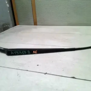 Korlátozott ajánlat AUDI A6 97-04 Ablaktörlő kar bal első bontott alkatrész