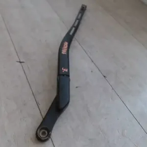 Árcsökkenés AUDI A6 97-04 Ablaktörlő kar jobb első bontott alkatrész