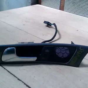 Kedvezményes ár AUDI A6 97-04 Bal első belső kilincs kombi bontott alkatrész