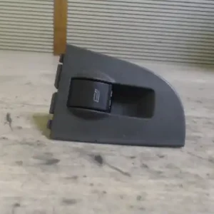 Árengedmény AUDI A6 97-04 Jobb első ablakemelő kapcsoló bontott alkatrész